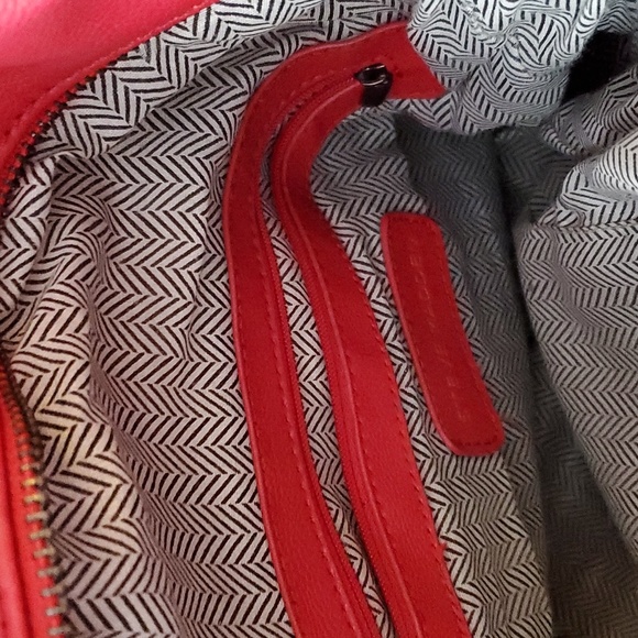 Purse - Picture 3 of 3